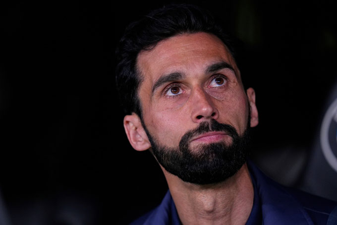 Arbeloa có nguy cơ mất ghế dù thành tích của Real có ra sao