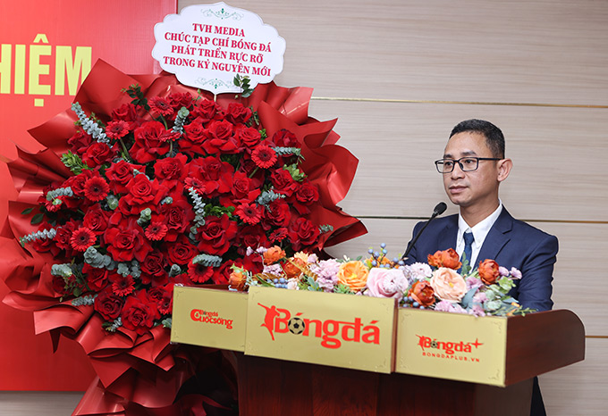 Đồng chí Vũ Khắc Sơn thay mặt toà soạn tiếp thu ý kiến chỉ đạo của Chủ tịch - Ảnh: Đức Cường