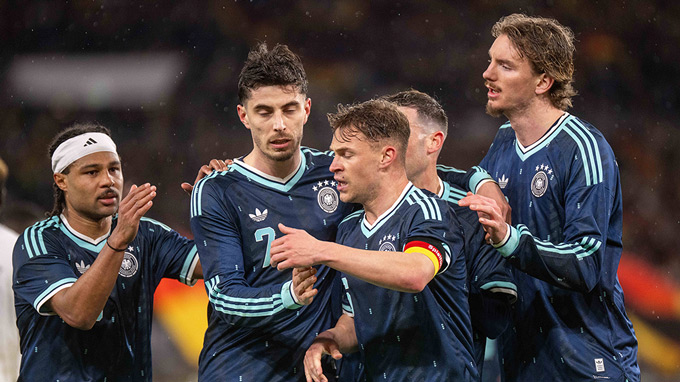 Undav mang về thắng lợi cho Đức ở phút 88