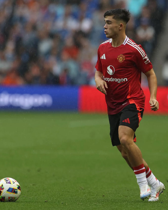 Ảnh - Instagram nhân vật