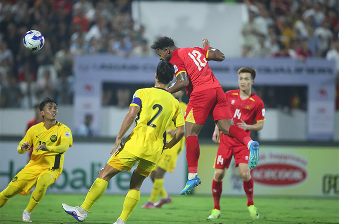 Malaysia không thể cản bước Xuân Son và các đồng đội - Ảnh: Đức Cường 