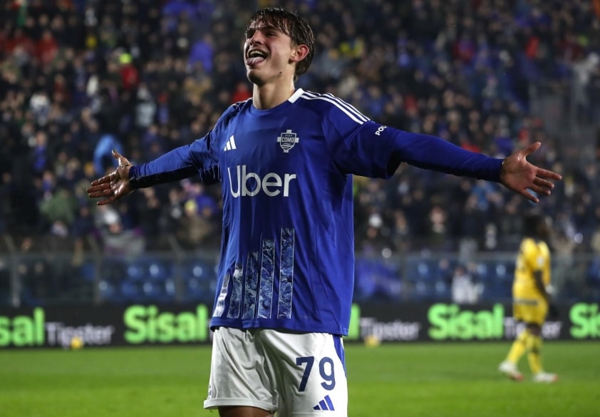 Nico Paz hiện có giá vượt quá 65 triệu euro và Real có thể mua lại anh vào hè này với giá 9 triệu euro