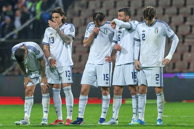 Italia lại phải làm khán giả ở World Cup