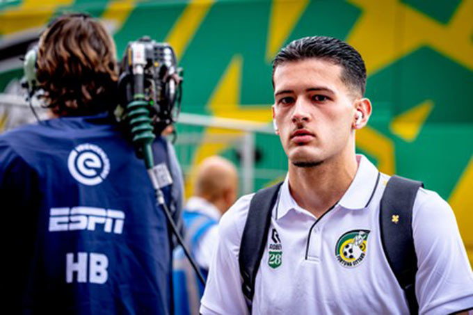 Hubner bị đình chỉ thi đấu 