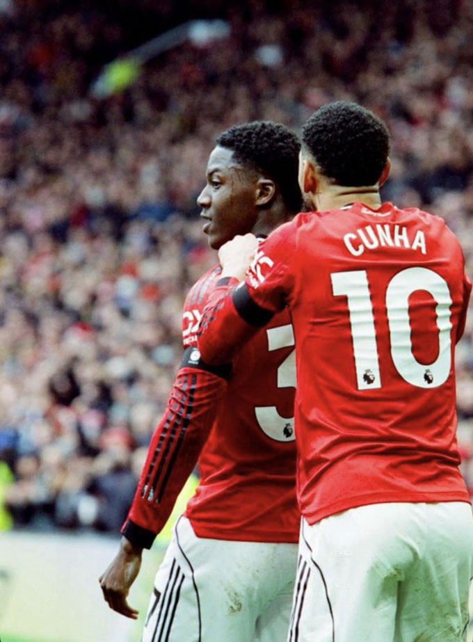 Theo Casemiro, Cunha và Mainoo sẽ là tương lai của MU. Ảnh - Facebook Manchester United Peoples Person