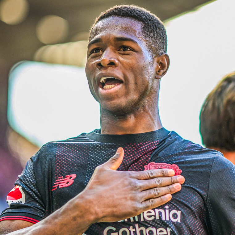 Kofane có giá 100 triệu euro? - Ảnh: @eurofootcom