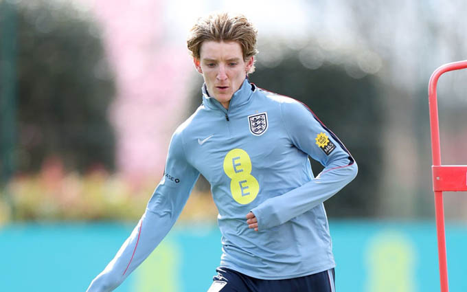 Gordon đang là món hàng "hot" trên thị trường chuyển nhượng - Ảnh: @HQpcrt