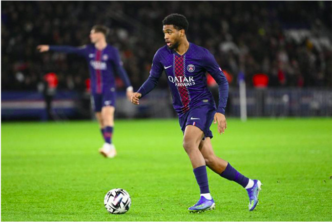 Ibrahim Mbaye được nhiều đội bóng Anh để mắt