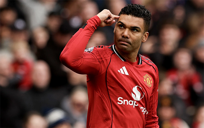 MU cần thanh lý những cầu thủ lương cao như Casemiro. Ảnh: Getty