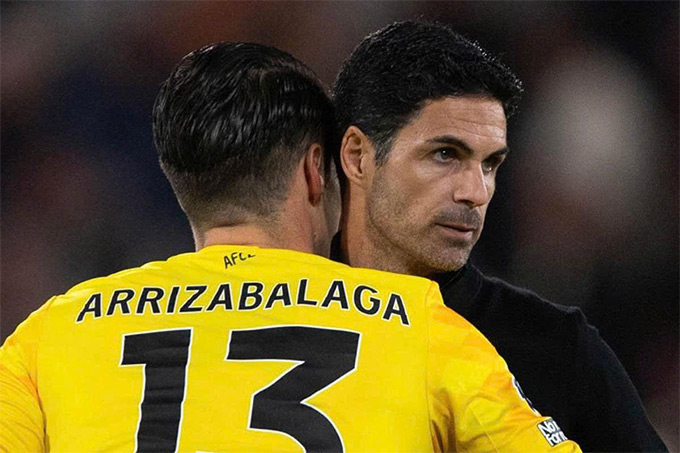 HLV Arteta vẫn đặt niềm tin vào Kepa