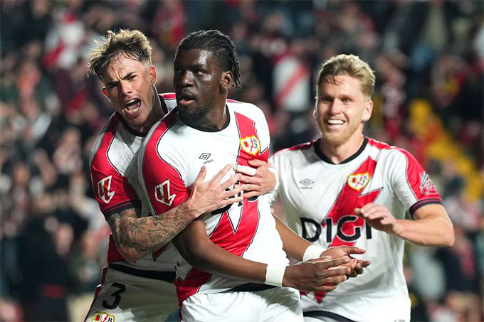 Vallecano có chiến thắng chật vật trước Elche