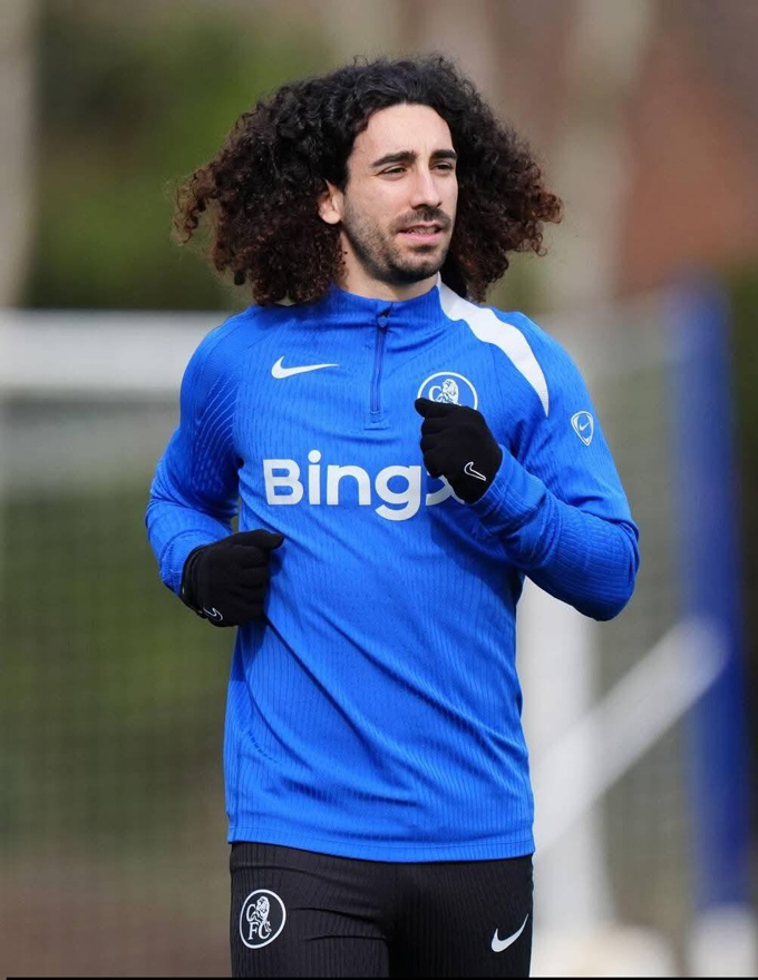 Cucurella không bị BLĐ Chelsea phạt dù có những phát ngôn ẩn ý về tương lai