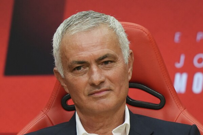 Theo Butt, Mourinho là mẫu HLV đủ đẳng cấp để đưa MU trở lại đỉnh cao