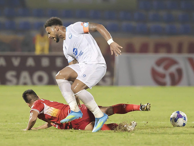 Xuân Son tỏa sáng - Ảnh: Đức Cường