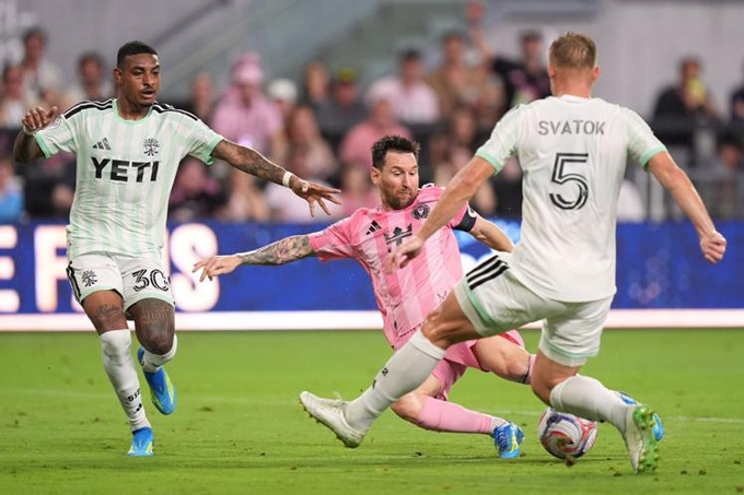 Messi tiếp tục ghi bàn cho Miami