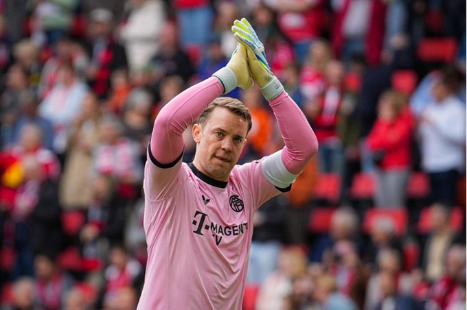 Manuel Neuer ở tuổi 40 đã không còn giữ được phong độ tốt