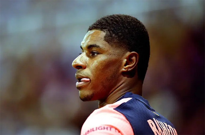 Rashford khó có cửa trụ lại MU