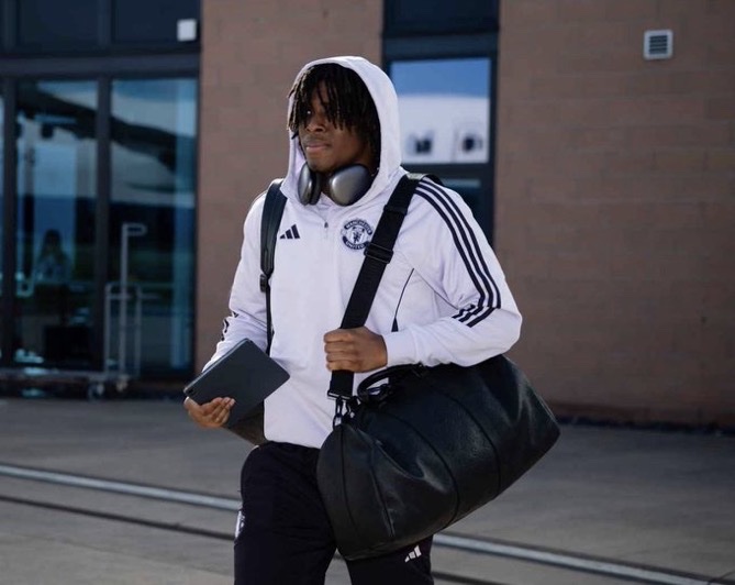 CĐV MU mong chờ sự trở lại của Dorgu - Ảnh: @SimplyUtd