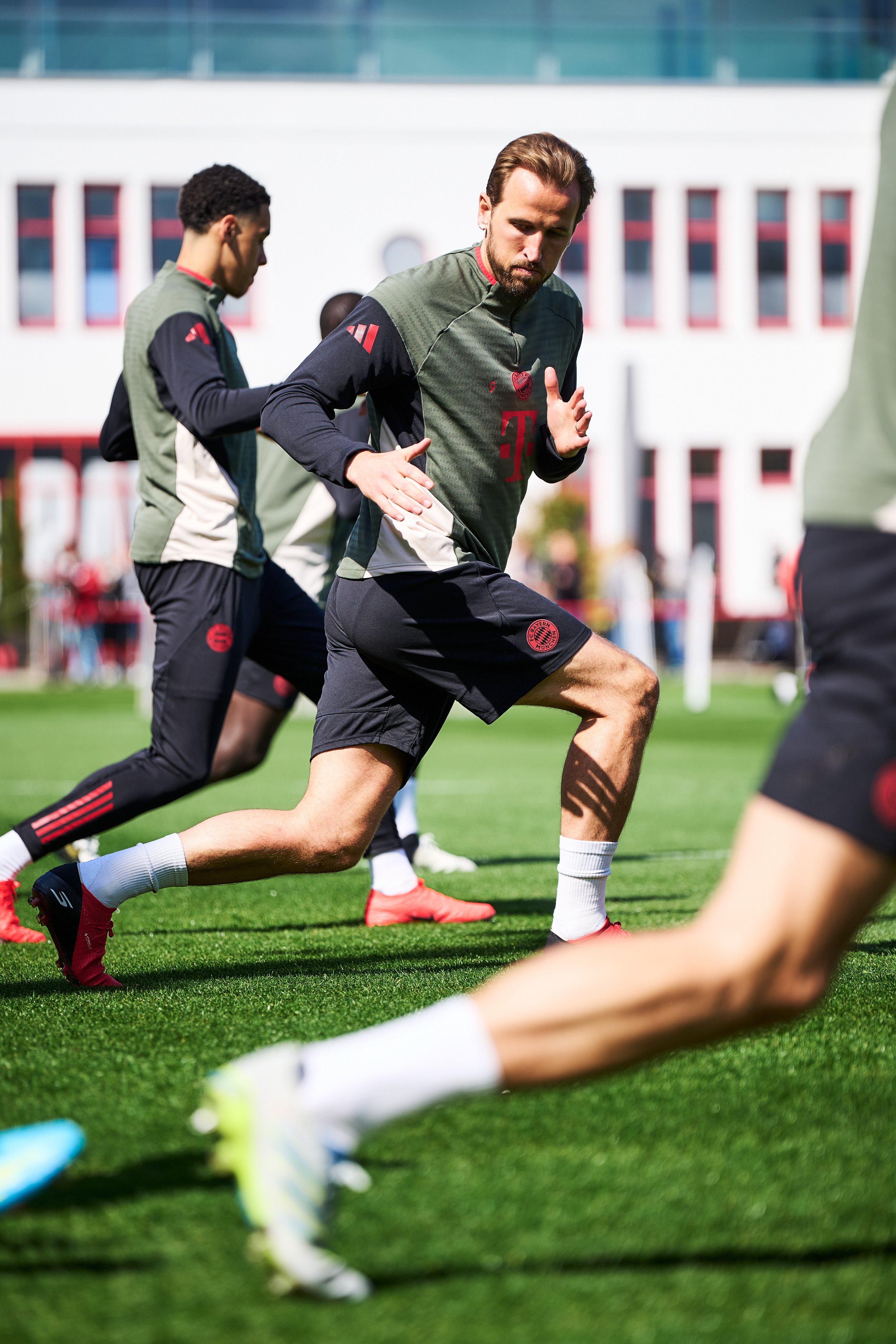 Kane không thể ra sân trận Real Madrid vs Bayern? - Ảnh: @FCBayern