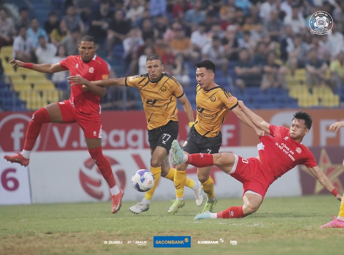 CATP.HCM vừa có trận thua đậm Thanh Hoá đến 0-4. Ảnh: FBNV