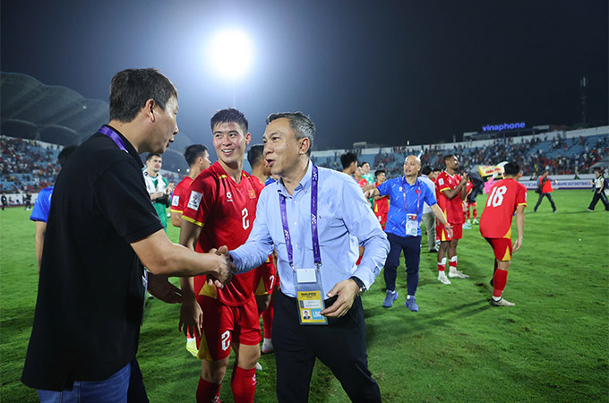 HLV Kim Sang Sik và VFF đang cân nhắc chia quân U23, nhằm tối ưu hóa lực lượng và có thể hướng tới những kết quả tốt ở AFF Cup 2026 và ASIAD 2026 - Ảnh: Đức Cường 