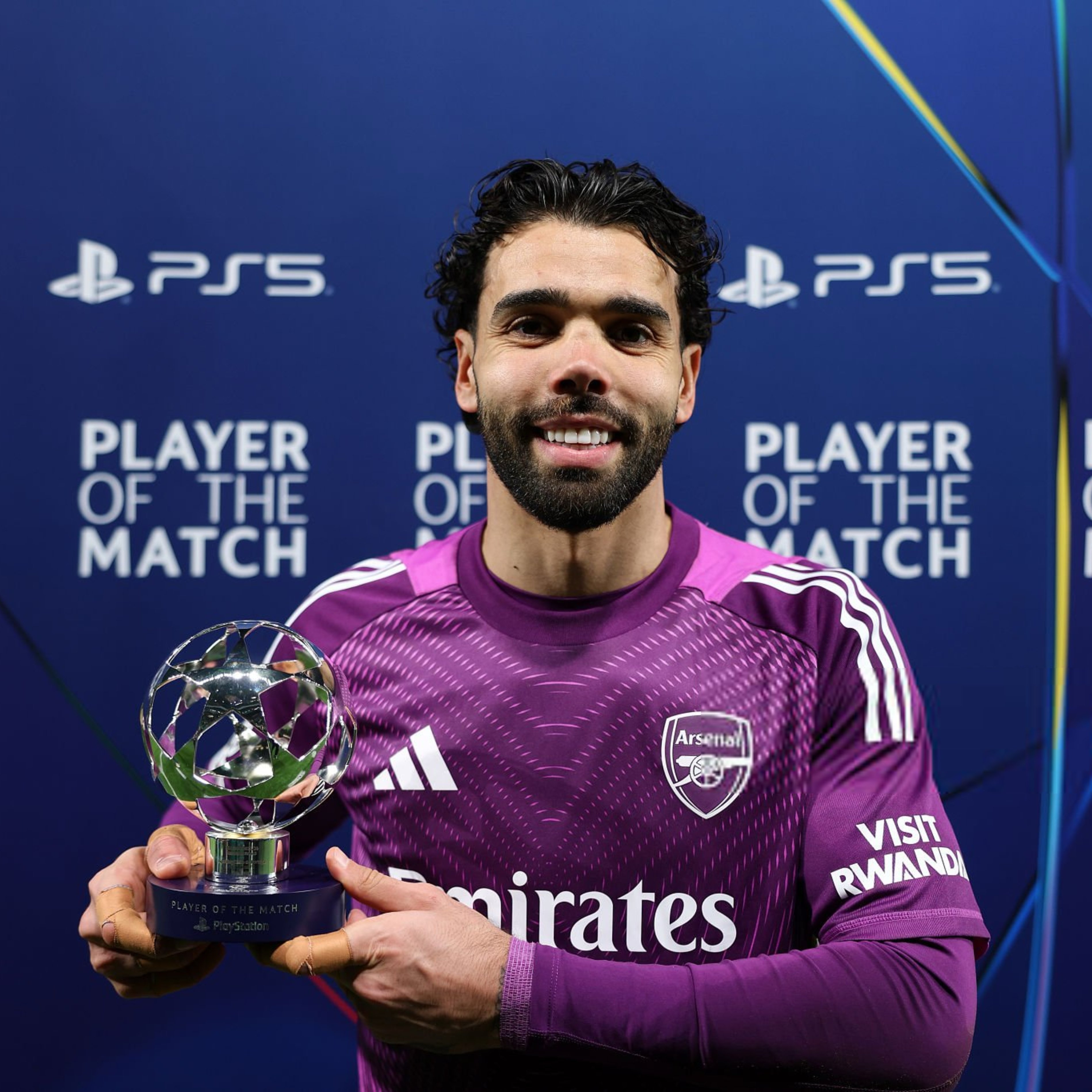 Raya giành giải Cầu thủ xuất sắc nhất trận Sporting vs Arsenal - Ảnh: @Arsenalnewschan