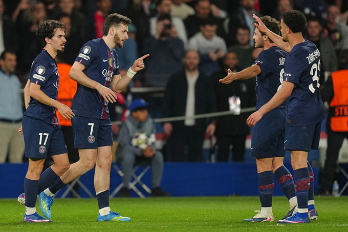 Ngay cả không ghi bàn, Zaire-Emery cũng không bị lu mờ giữa dàn sao PSG