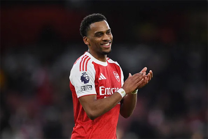 Jurrien Timber đang có mùa giải hay nhất cho Arsenal