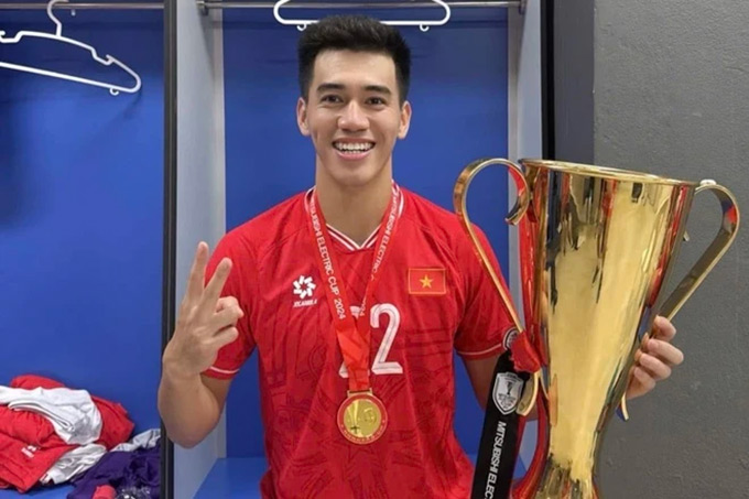 Tiền đạo Nguyễn Tiến Linh đang là một trong những chân sút đẳng cấp nhất lịch sử bóng đá Việt Nam