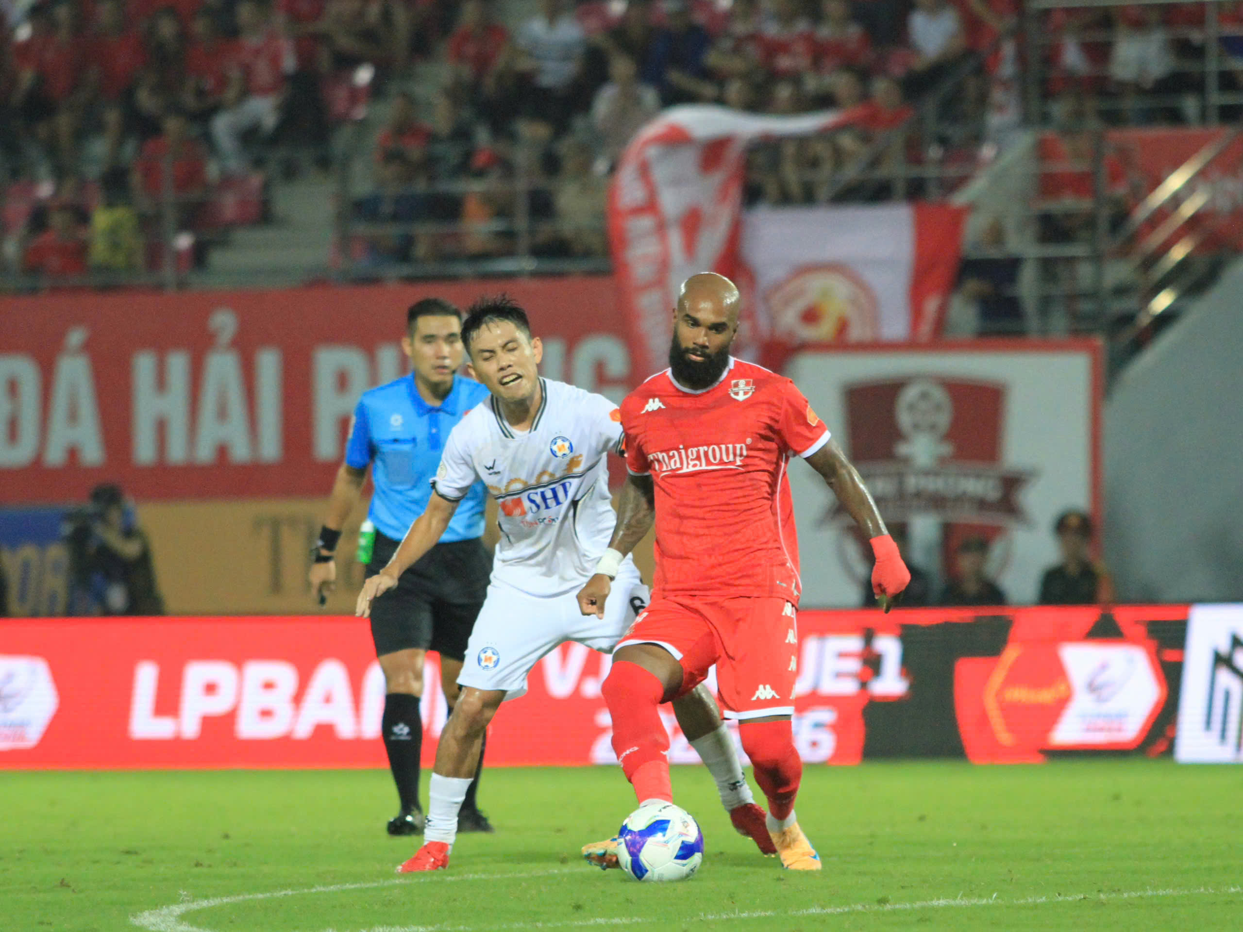 Luiz Antonio trân trọng và muốn gắn bó với Việt Nam tới khi giải nghệ. Ảnh: Mai Hương.