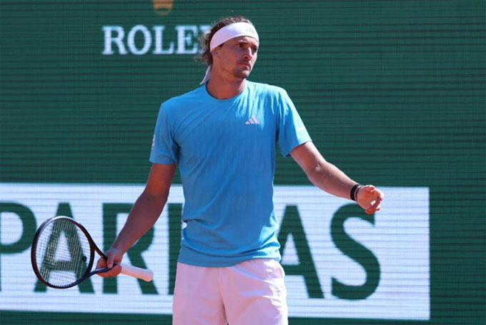 Zverev mắc 18 lỗi tự đánh hỏng cả trận - Ảnh: ATP