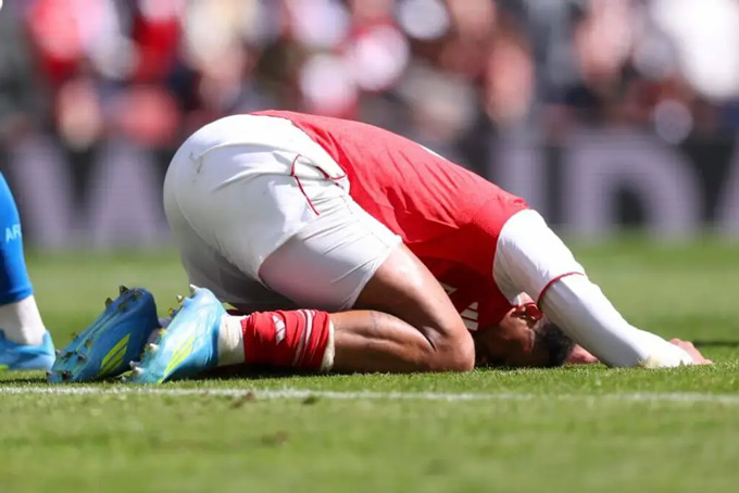 Arsenal họ cứ thế thôi, hẹ hẹ