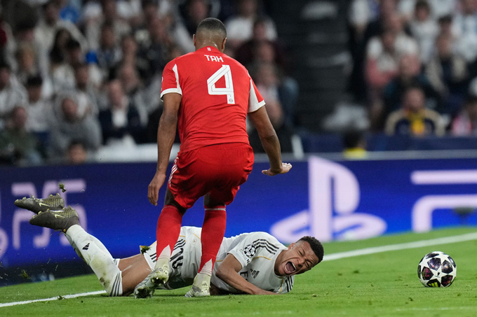 Mbappe vừa cùng Real bị Girona cầm hòa