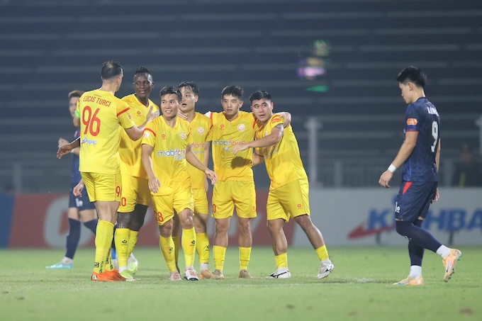 1 điểm giành được trước CAHN khiến chủ nhà PVF-CAND rất hài lòng. Ảnh: Minh Tuấn 