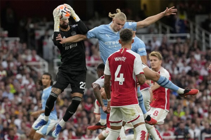 Man City còn nguyên cơ hội cạnh tranh chức vô địch