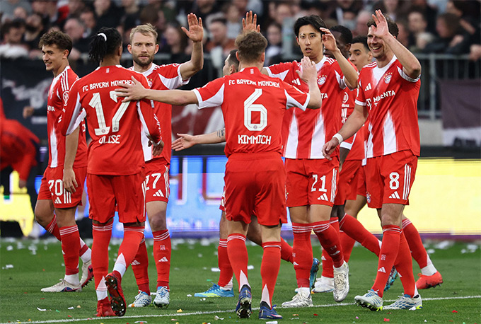 Bayern Munich phá kỷ lục ghi bàn tại Bundesliga