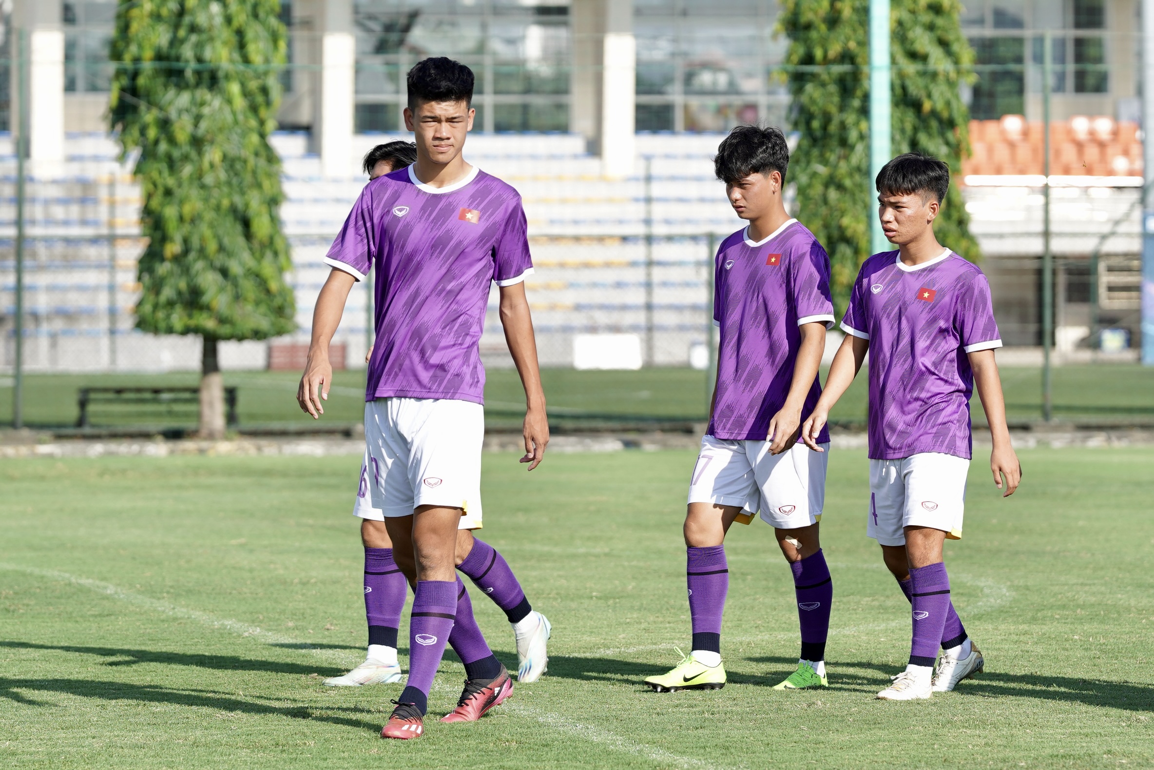 Quang Kiệt nổi bật về chiều cao so với dàn cầu thủ cùng lứa