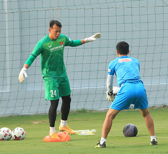 Bùi Tấn Trường vẫn đang thi đấu dù đã 40 tuổi - Ảnh: Đức Cường