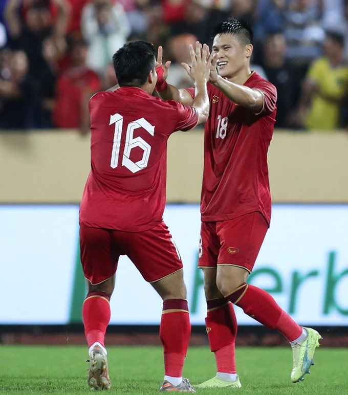 Cầu thủ cần đảm bảo ngủ đủ giấc, đúng giờ 