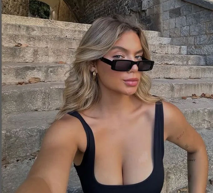 Gabriely Miranda đầy quyến rũ 