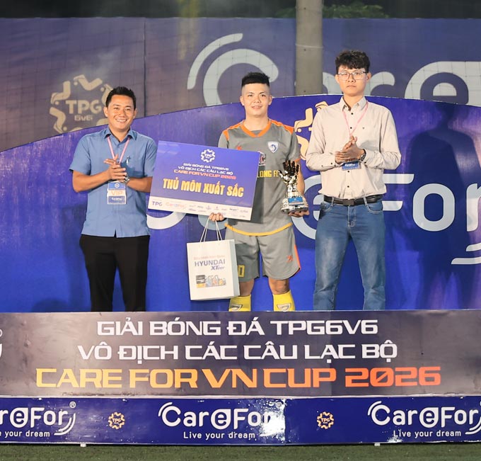 Thủ môn Xuất sắc nhất thuộc về Vũ Văn Khá của Hoàng Long FC