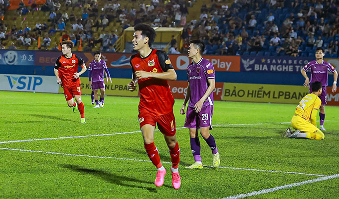 Lê Văn Thuận đang trở thành niềm hy vọng mới trên hàng công của Ninh Bình - Ảnh: NB