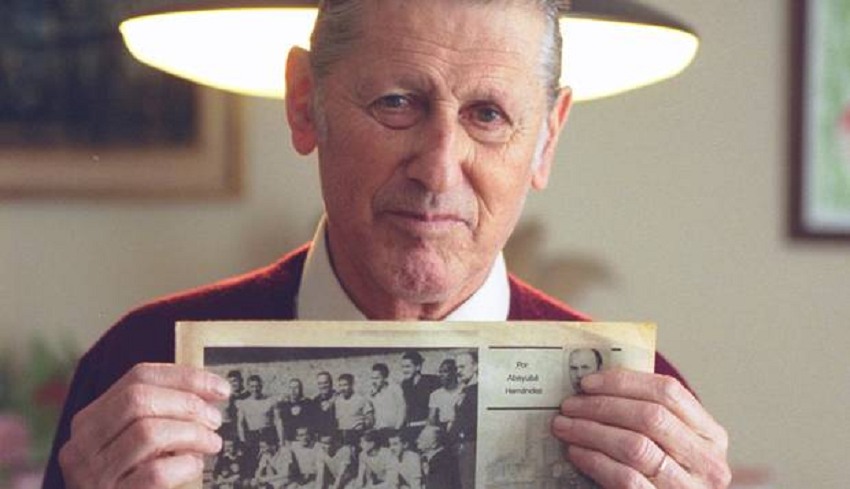 Juan Alberto Schiaffino mất vào ngày 13/11/2002