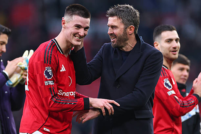 Michael Carrick sẽ có sự điều chỉnh cho MU