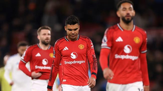 MU đã chơi không đúng cường độ trong hiệp một trước Leeds