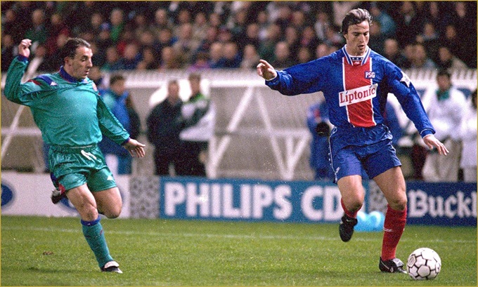 PSG là đội bóng truyền thống sở hữu các cầu thủ có lối chơi nghệ sĩ như David Ginola