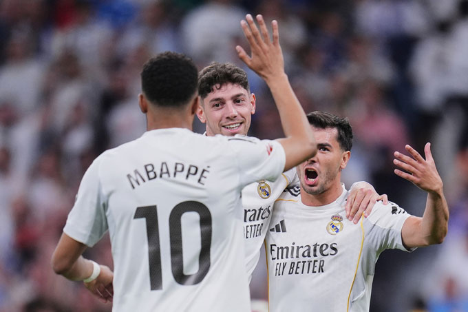 Valverde đang có mùa giải thăng hoa bậc nhất sự nghiệp và nhiều lần đưa Real vượt qua nghịch cảnh