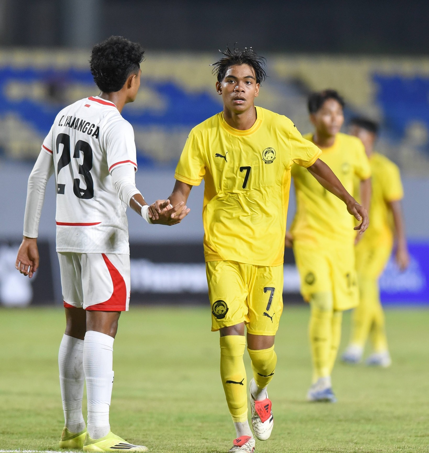 Sau 2 lượt trận, cả U17 Malaysia và U17 Indonesia đều có 3 điểm.