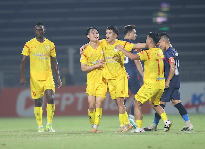 PVF-CAND có giành được điểm trước Ninh Bình như họ đã làm được trước CAHN. Ảnh: Minh Tuấn 