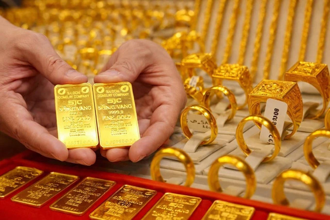 Giá vàng đang có nhiều biến động